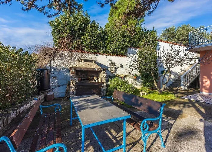 Atemberaubendes Direkt Am Mit Privatem Balkon, Grill, Meerblick Novi Vinodolski