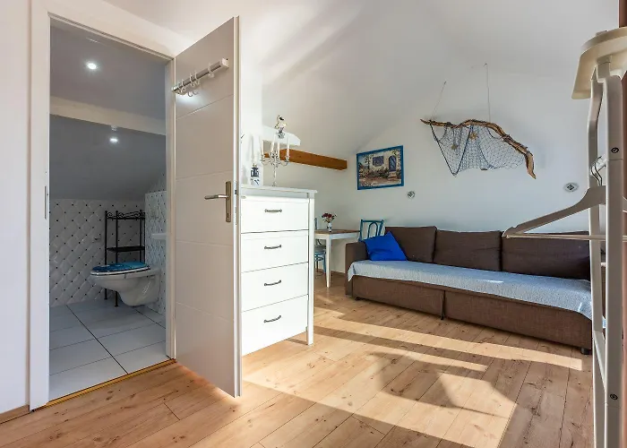 Appartamento Atemberaubendes Direkt Am Mit Privatem Balkon, Grill, Meerblick Novi Vinodolski